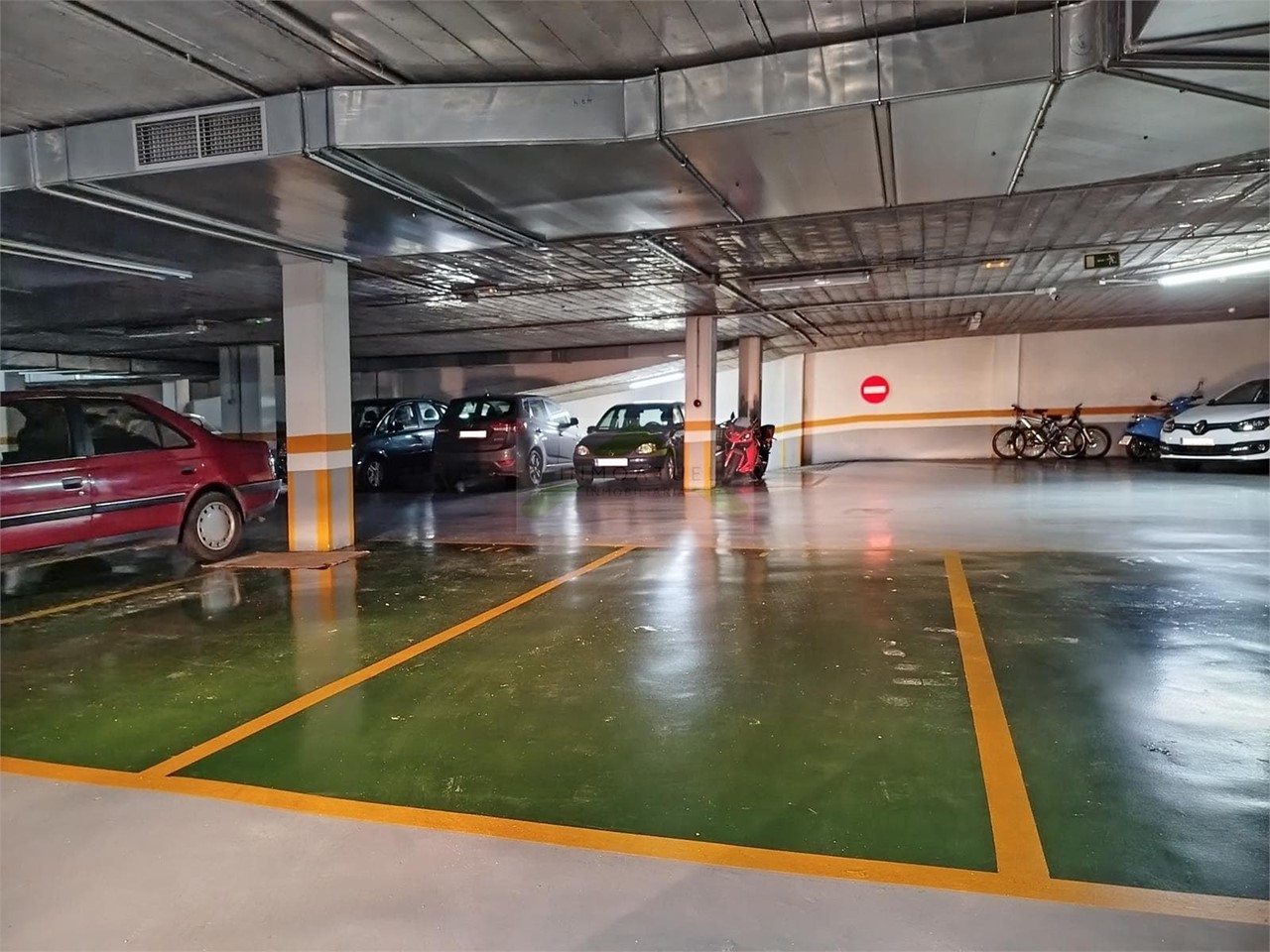 Foto 6 Plaza de garaje en concesión para coche grande o furgoneta, zona Parque de Vioño (VIOÑO PLAZA).- 